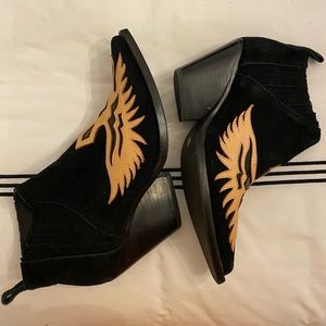 Jeffrey Campbell Nude & Black Cowboy Ankle Boots